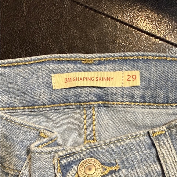 Levi's Women's Sky Blue Straight Leg Jeans - Picture 3 of 6